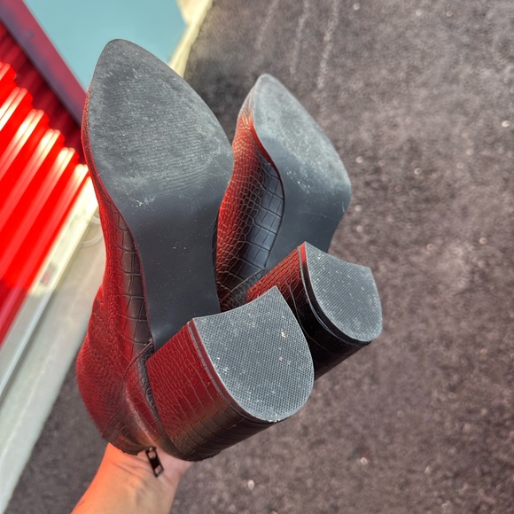 JILLIAN by Steve Madden - Picture 3 of 4